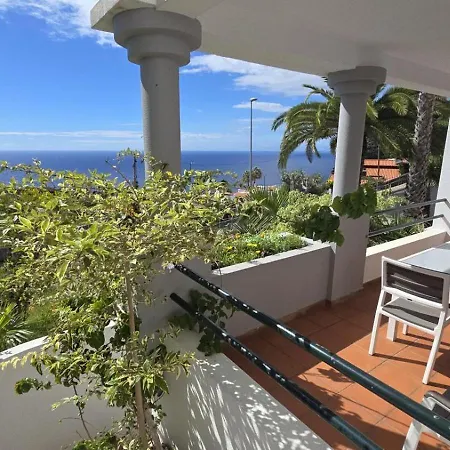 The Garajau Views Guest house *