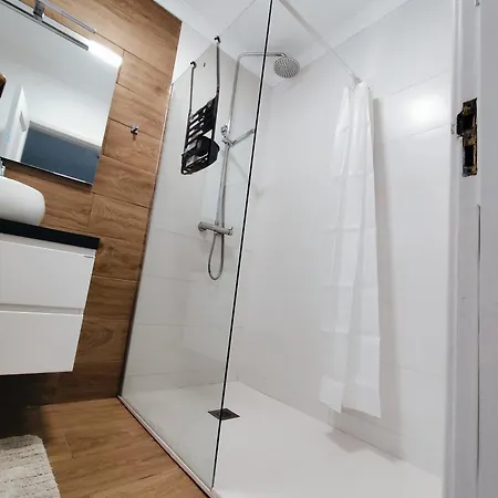 The Garajau Views בית הארחה קאניקו