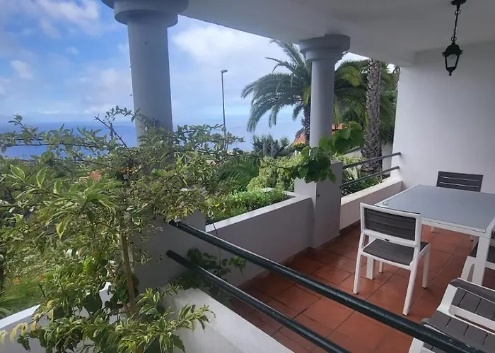 בית הארחה The Garajau Views קאניקו