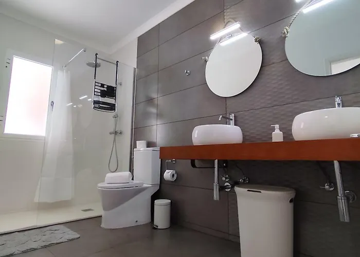 The Garajau Views Penzion